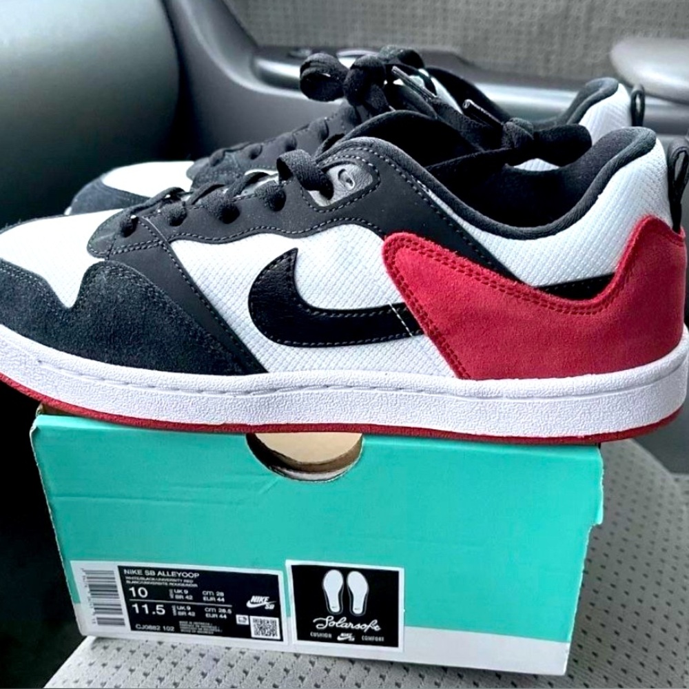 Nike SB Alleyoop Black White Red Sneakers